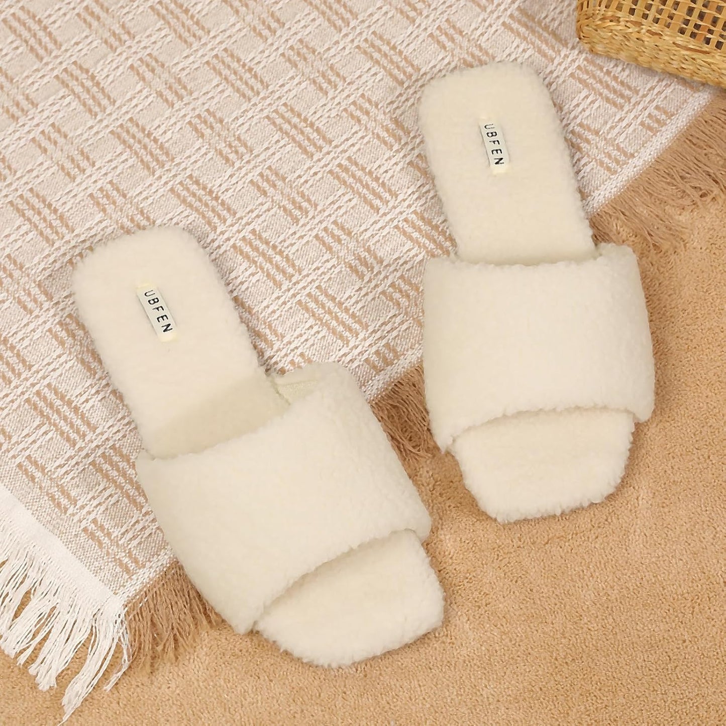 Experience Ultimate Comfort with UBFEN Memory Foam Slippers - Plush Slip-On House Shoes for Men and Women